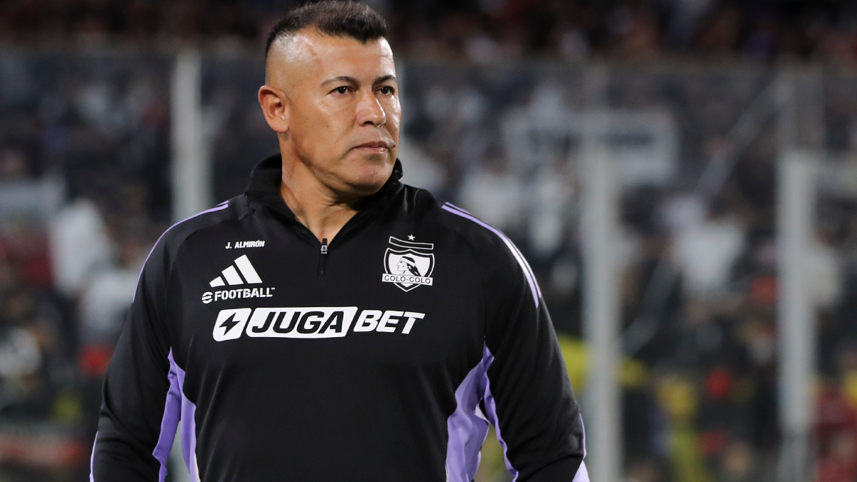 Colo Colo: Jorge Almirón define el equipo para enfrentar a Fortaleza con una sorpresa