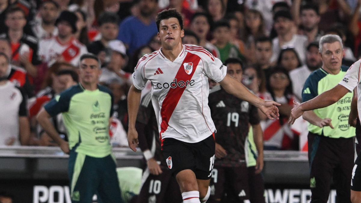 Gonzalo Tapia la sigue pasando mal en River Plate y ya se habla de una posible salida