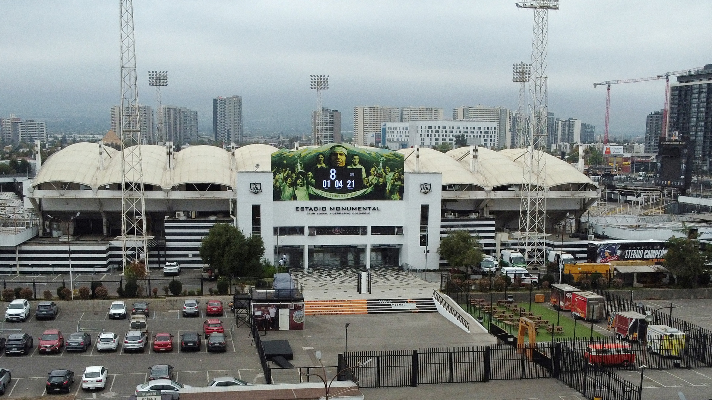 Periodista denuncia venta de drogas en sector del Estadio Monumental