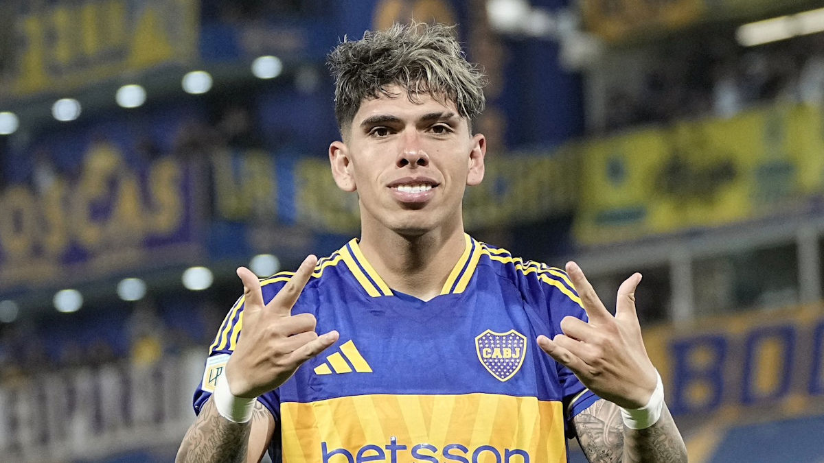 Carlos Palacios reafirma su condición de pieza clave en Boca Juniors con un golazo