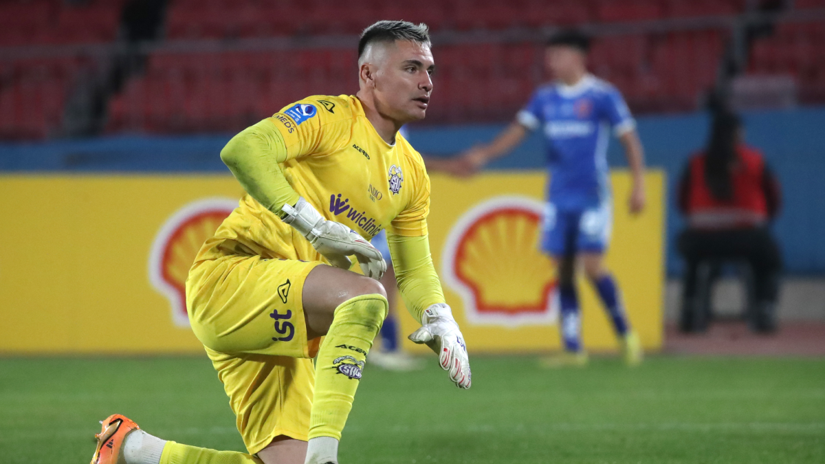 Cristóbal Campos se vuelve a poner los guantes y sorprende a todos