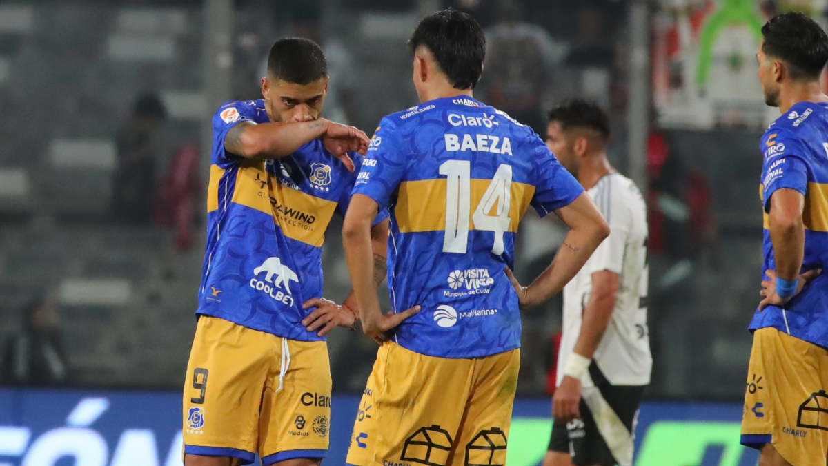 Crisis en Everton: plantel se rebeló contra la dirigencia por el dinero de los premios