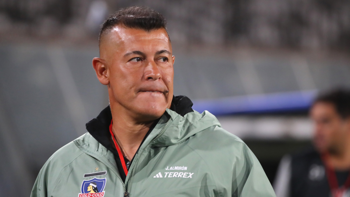 Colo Colo y la gran deuda que tiene y preocupa a Jorge Almirón