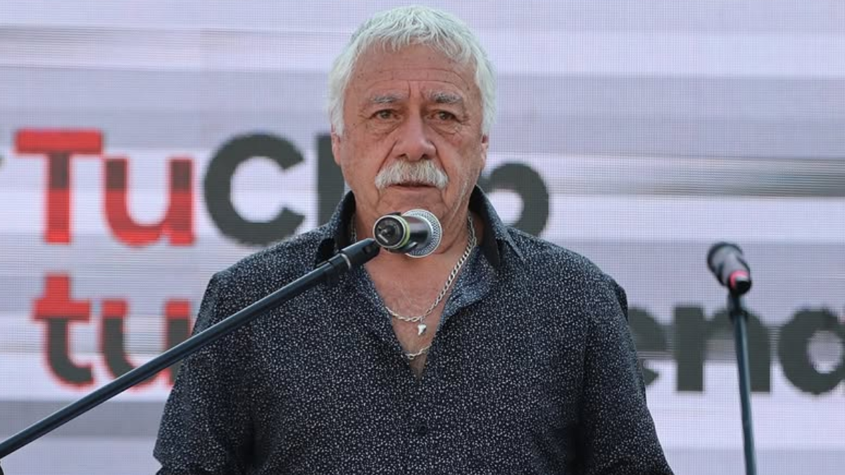 Kramer saca carcajadas con divertida y lograda imitación de Carlos Caszely