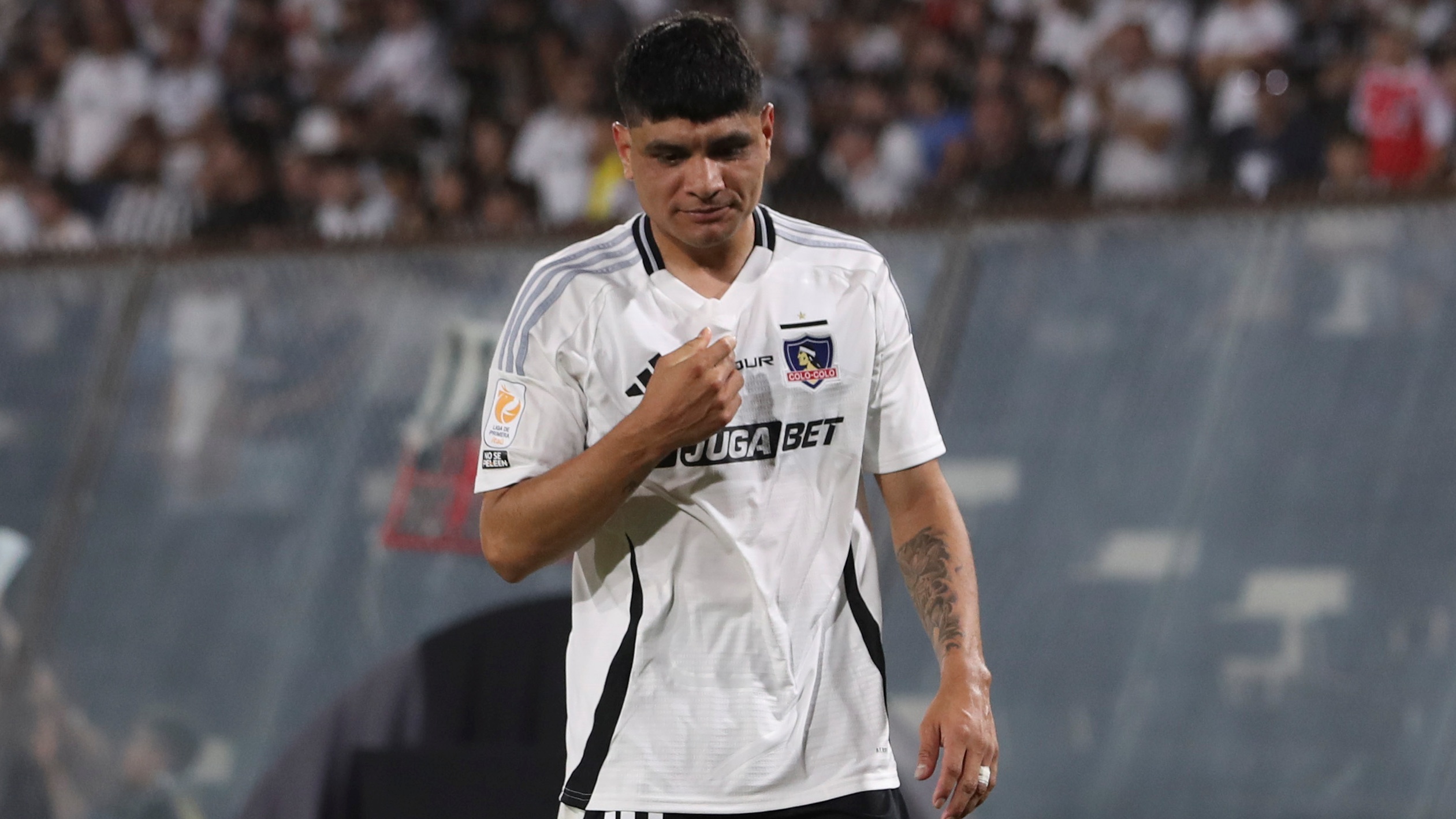 Sorpresa en Colo Colo: Almirón borra figuras y cambia medio equipo para enfrentar a Limache