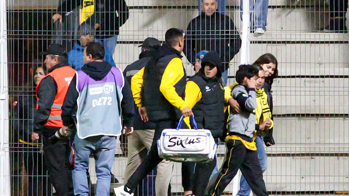 La violencia no para: Partido de Unión La Calera vs San Luis por Copa Chile fue suspendido