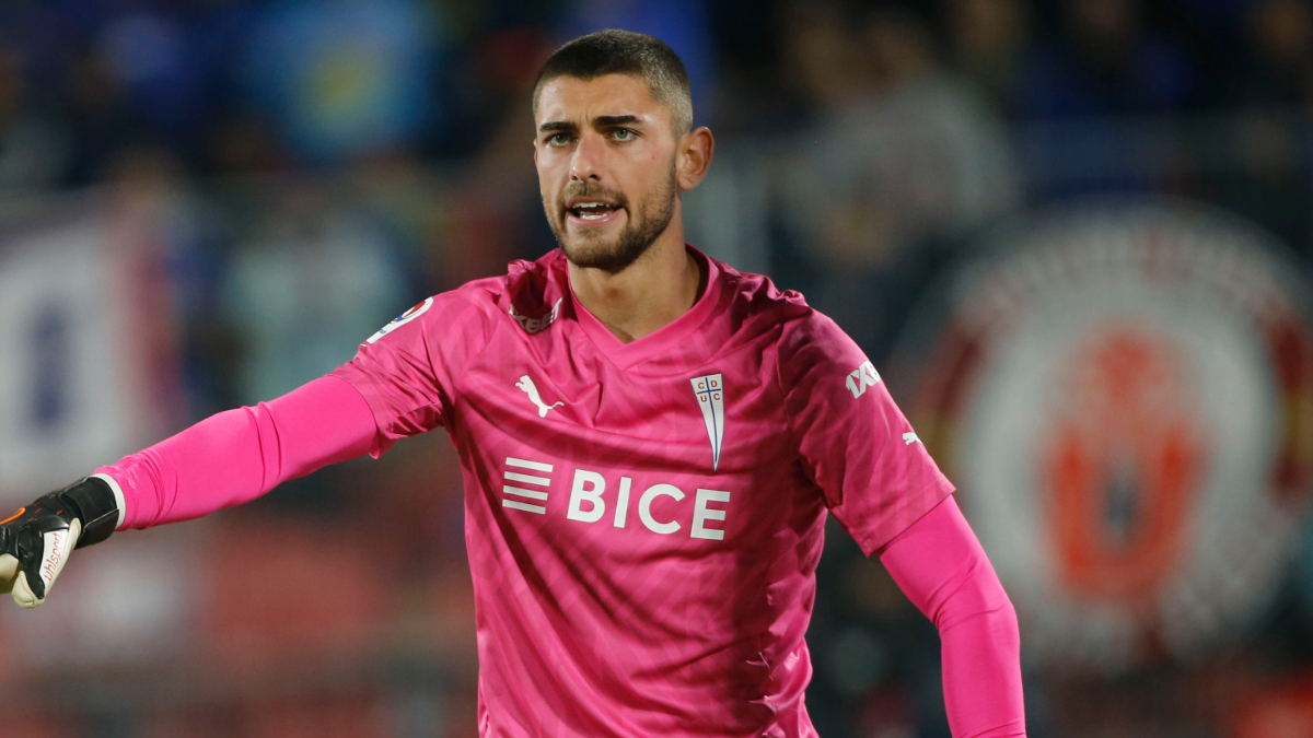 ¿Se queda o se va? U Católica advirtió a Thomas Gillier sobre su futuro