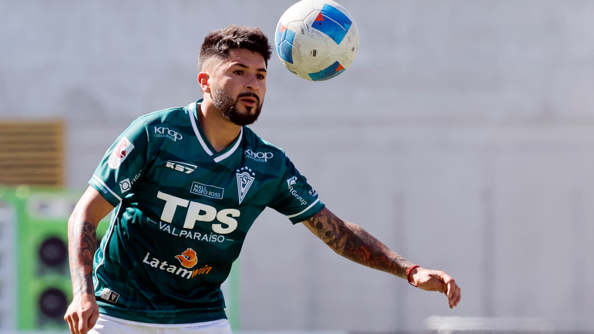 Deportes Santa Cruz vs Santiago Wanderers en vivo: Cuándo, a qué hora y dónde ver por la Primera B 2025