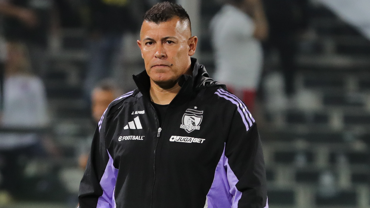 Jornada clave: Blanco y Negro define el futuro de Jorge Almirón en Colo Colo