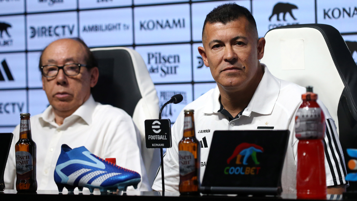 La división es total: Bloque Vial responsabilizó de la crisis en Colo Colo a Mosa y votó por continuidad de Almirón