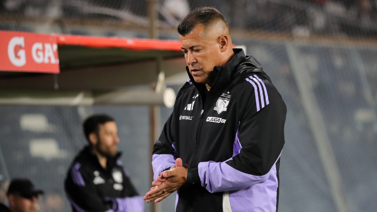 Almirón metido en líos: DT de Colo Colo fue citado al Tribunal de Disciplina