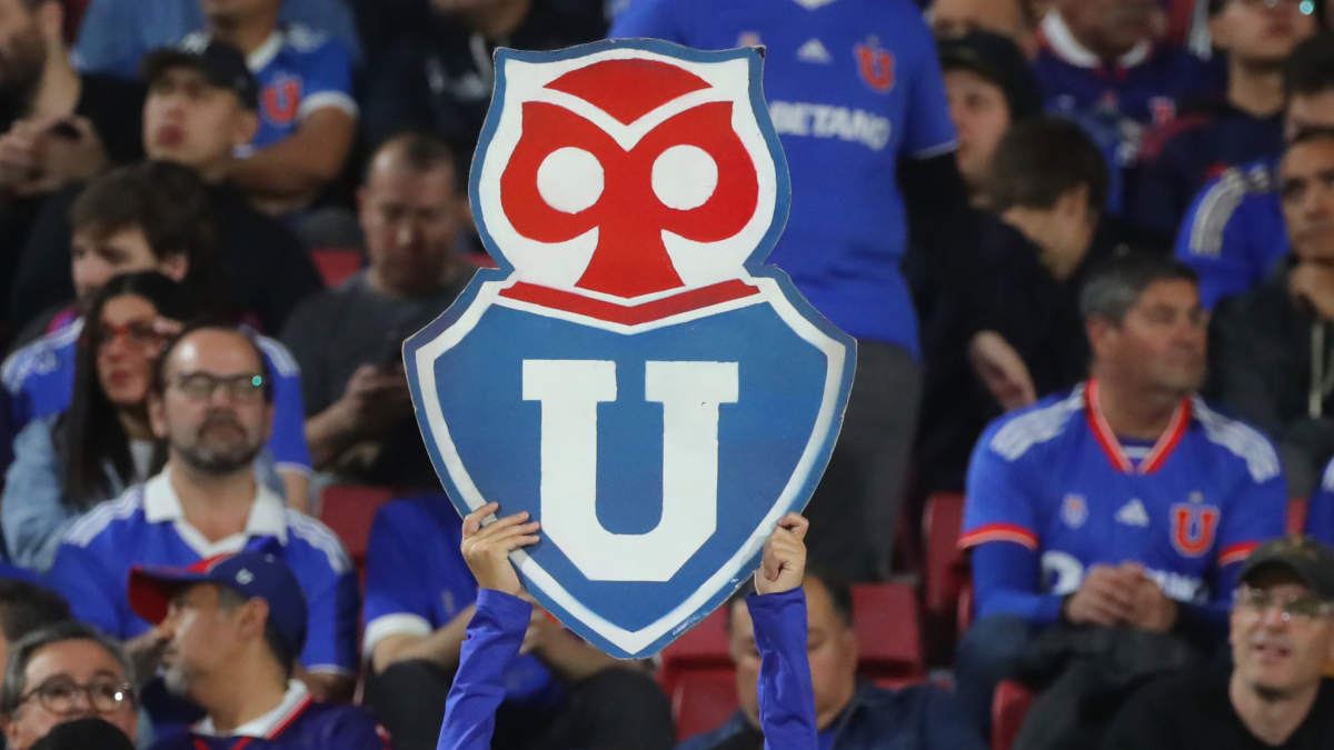 ¿Cuándo se fundó U de Chile? Historiador discrepa con la fecha de aniversario de los azules