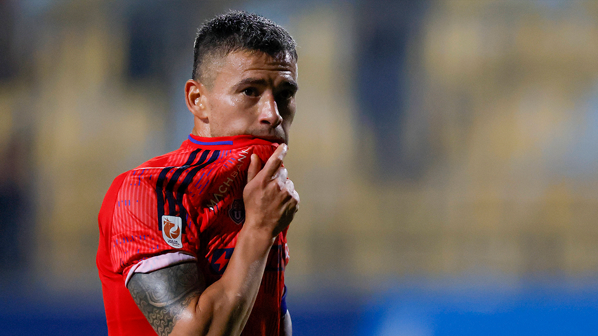 La U afuera de la Libertadores: Aránguiz se sincera y lanza crítica tras la caída ante Botafogo