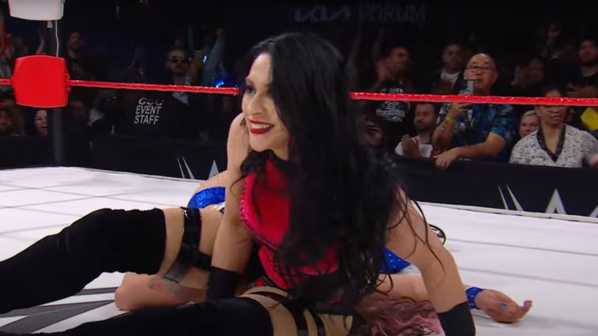 TREMENDA: Stephanie Vaquer vuelve a ganar a solo horas de su estreno en Money in the Bank