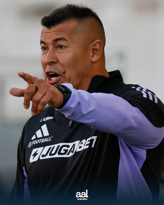 Cortados por Jorge Almirón: revelan las bajas de Colo Colo para enfrentar a Cobresal