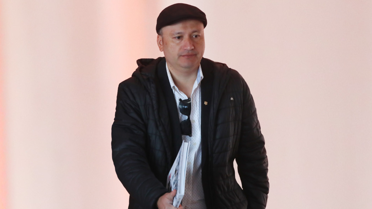 Valladares le “prestó ropa” a Aníbal Mosa y entregó la razón de la disputa dirigencial en Colo Colo