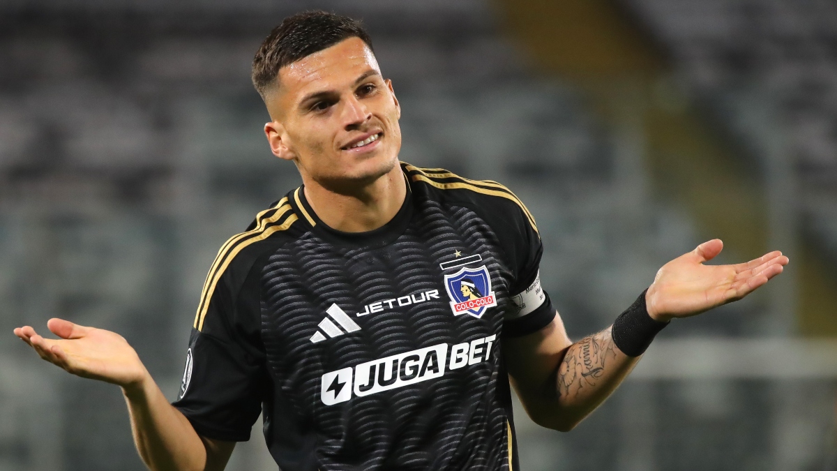 “Me encantaría que se quedara”: En Colo Colo alzaron la voz por el tema Cepeda