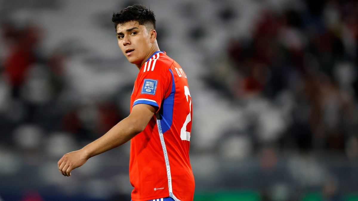 Damián Pizarro desata enojo en Europa por su ninguneo a La Roja Sub 20