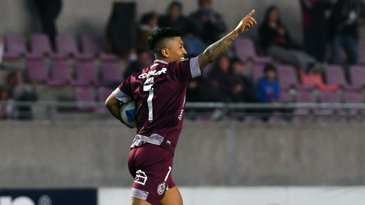 Deportes La Serena logra heroica remontada y avanza a cuartos de final de la Copa Chile