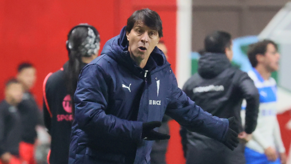 Garnero mueve la pizarra: los inesperados cambios que prepara U Católica ante Colo Colo