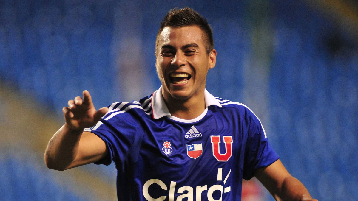 U de Chile fija fecha para sellar el esperado retorno de Eduardo Vargas