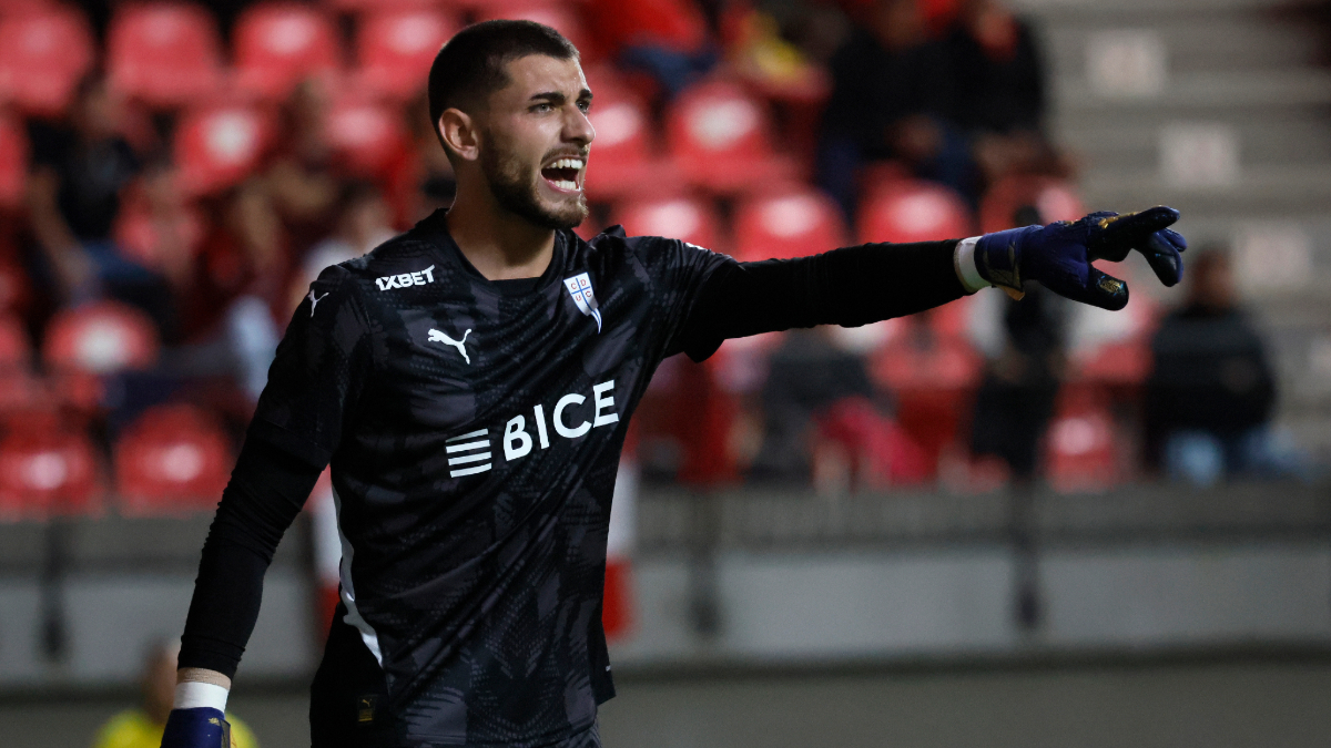 No jugará en Europa: el destino de Thomas Gillier tras salir de U Católica