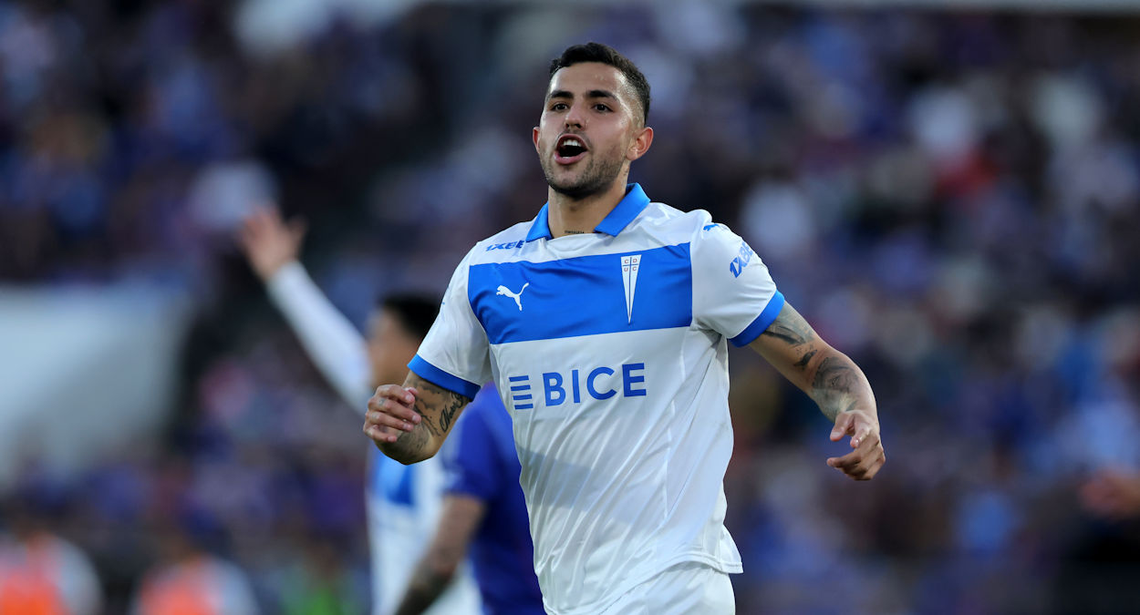 Daniel González llena de preocupación a U Católica por su futuro en el club