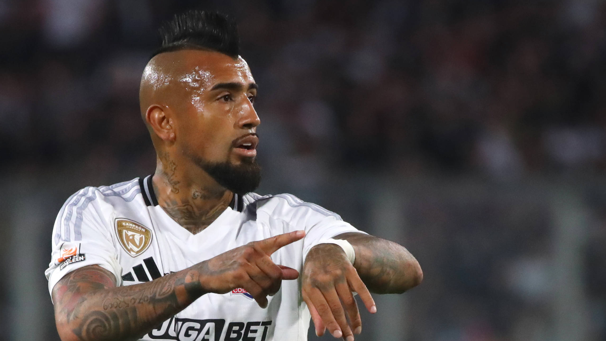 En crisis y antes del Superclásico: un gesto viral de Vidal desata la polémica en Colo Colo