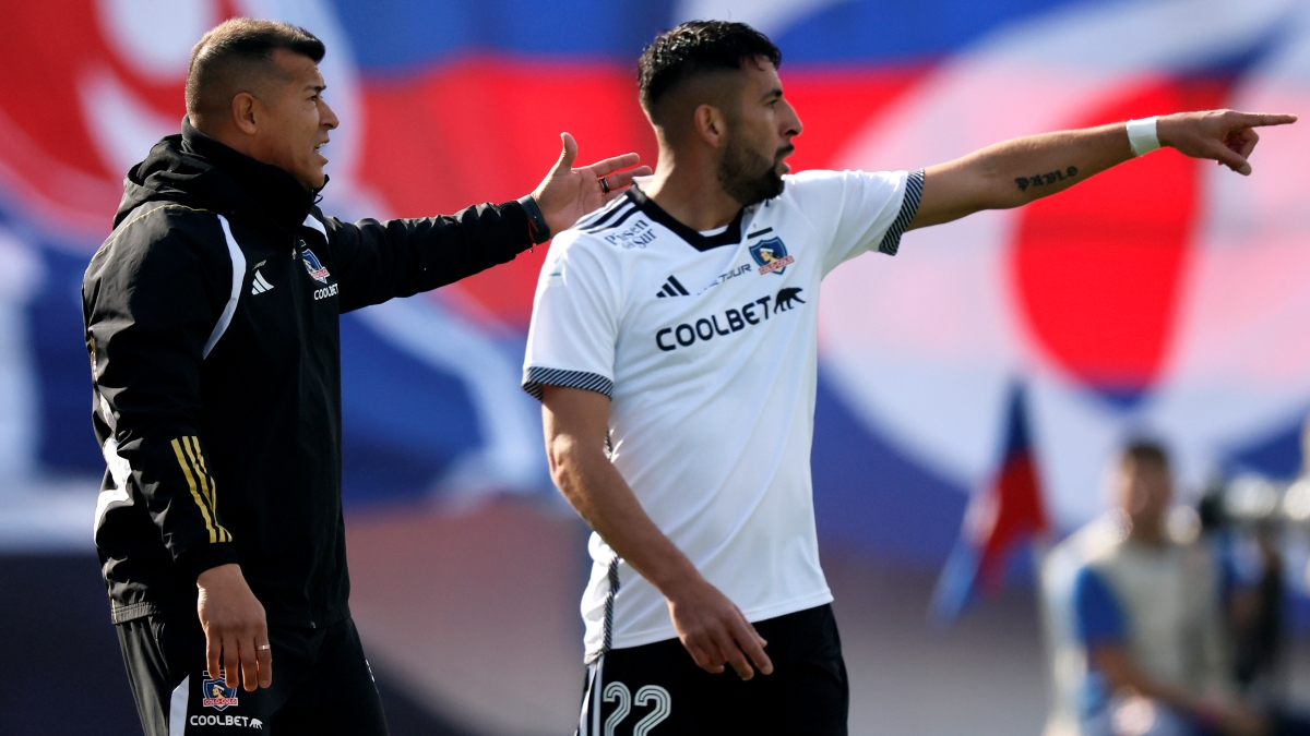 Una baja y un regreso: la citación que prepara Colo Colo para enfrentar a la U de Chile