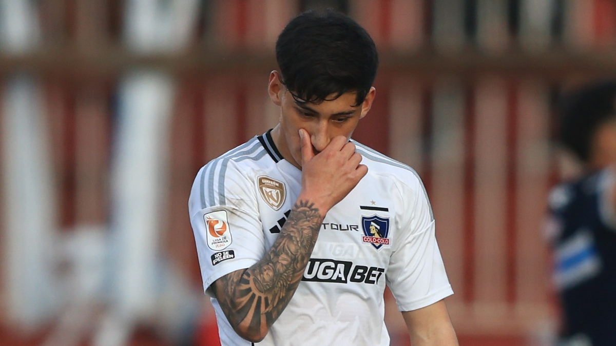 Nueva alarma en Colo Colo a minutos de que comience el Superclásico