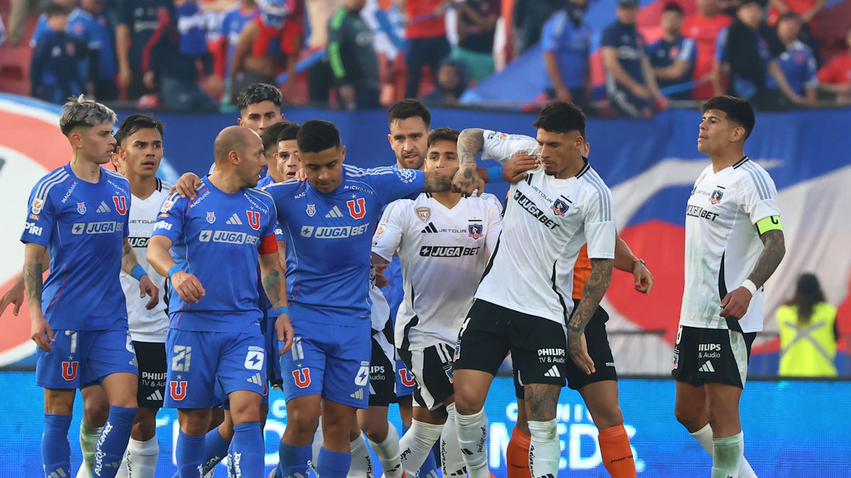 Marcelo Díaz asume que buscó la expulsión de Esteban Pavez en el Superclásico