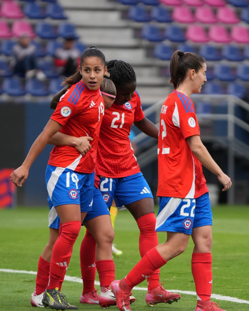 La Roja se impone en su estreno en Copa América frente a Perú