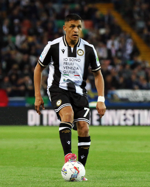 Udinese frena salida de Alexis Sánchez y complica su llegada a Fenerbahce