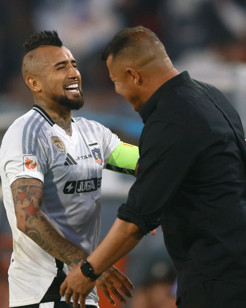 Arturo Vidal enciende la polémica tras Superclásico con mensaje a U de Chile