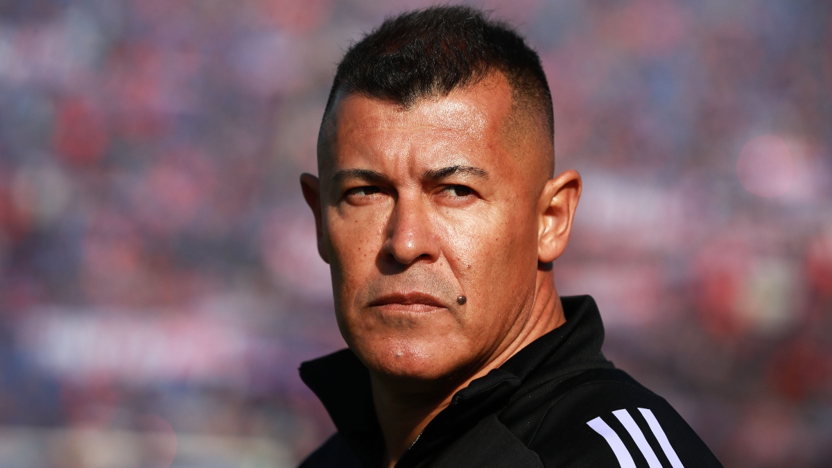 ¿Quién dirige a Colo Colo? Almirón y su ayudante están suspendidos ante La Serena