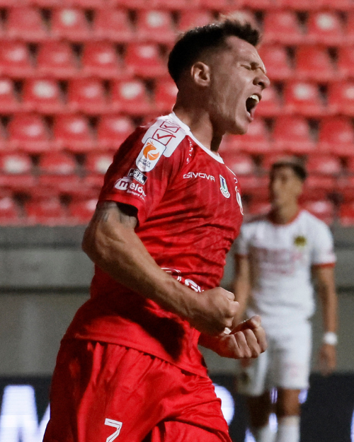 U Española se adelanta en el mercado de pases y ficha a exdelantero de La Calera