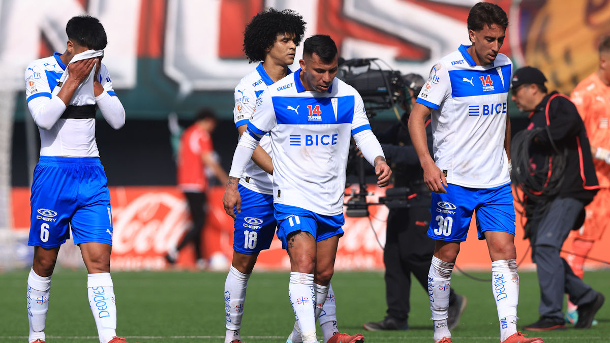 U Católica concreta la salida de cuestionado fichaje en el paso de Tiago Nunes como DT