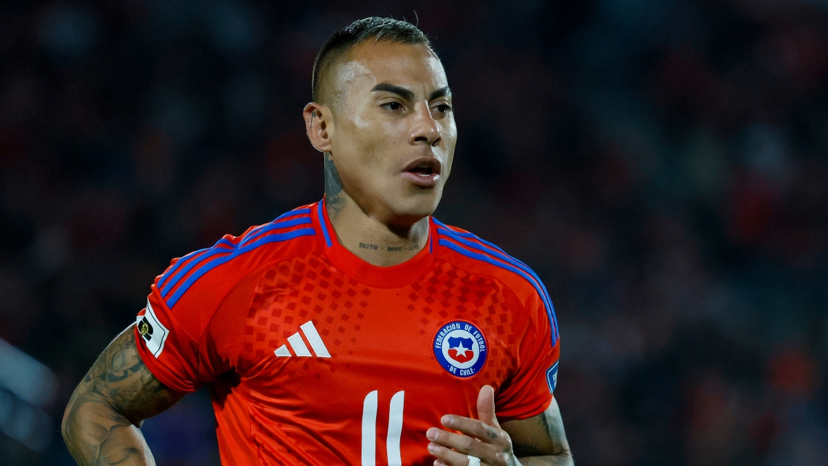 Eduardo Vargas llegó a Chile: Esta fue su reacción ante preguntas sobre U de Chile