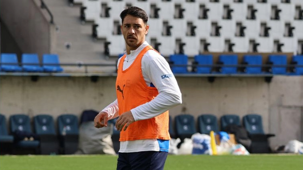 En U Católica destacan el césped del Claro Arena: “Se asemeja mucho al pasto natural”