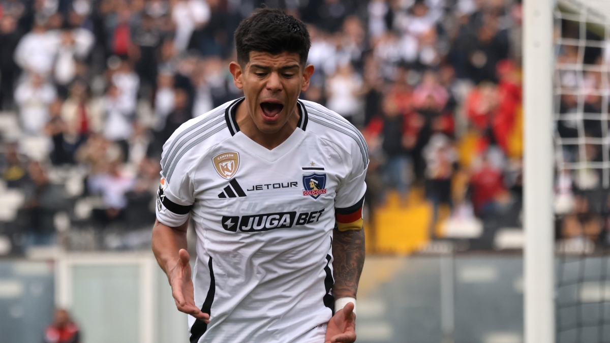La estadística que destruye a Esteban Pavez: ¿Colo Colo mejora sin él?