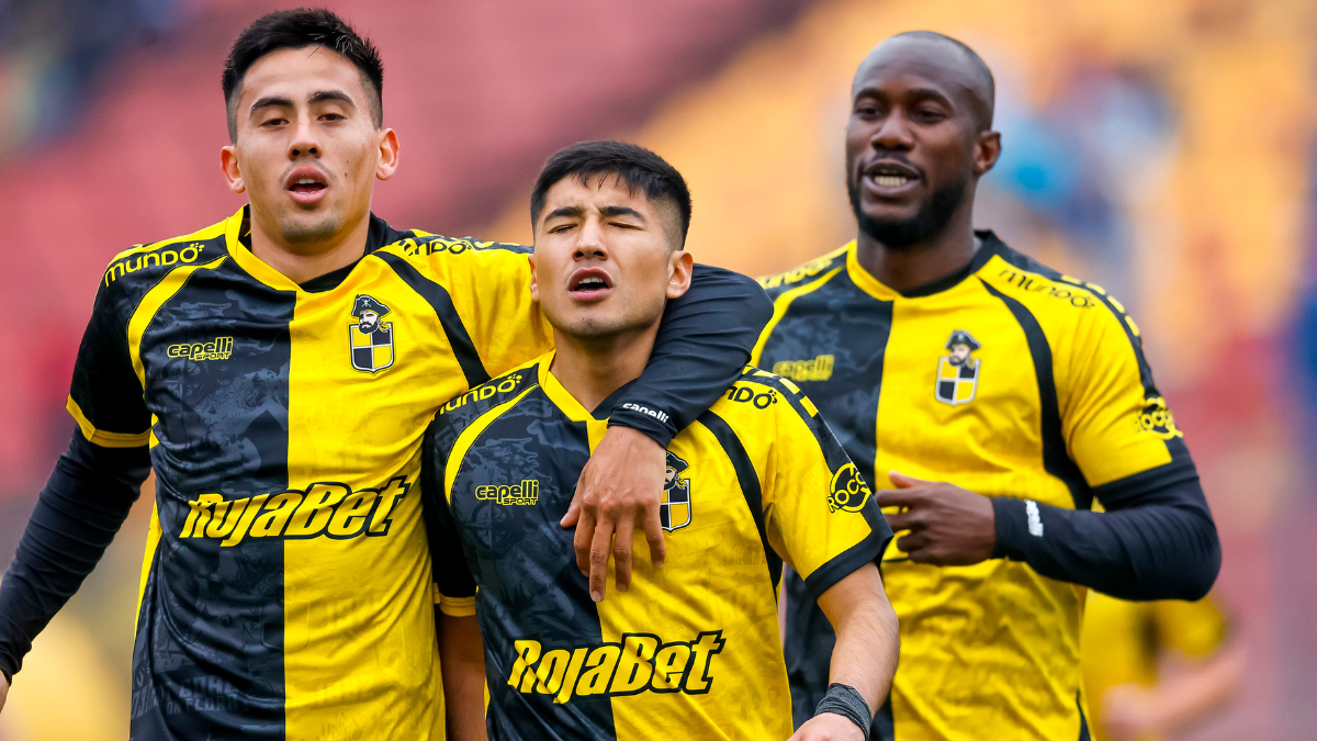 Coquimbo Unido vence a Everton y se acerca a un histórico título del Campeonato Nacional