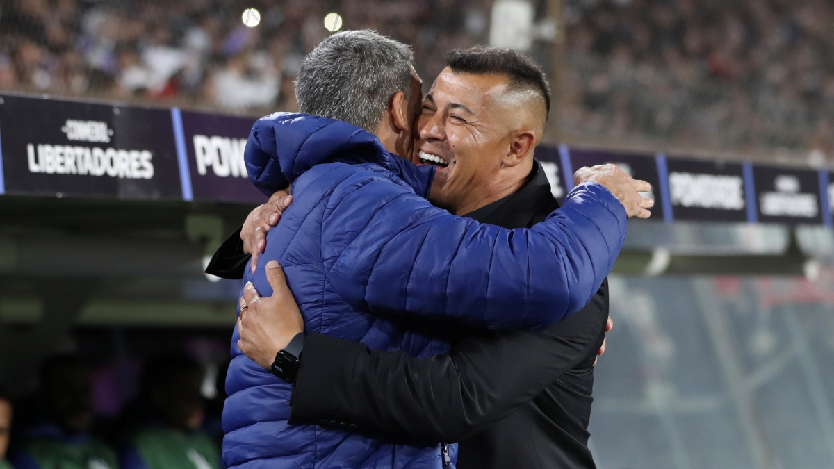 “Está en la mesa y le gusta”: el candidato de Aníbal Mosa para la banca de Colo Colo