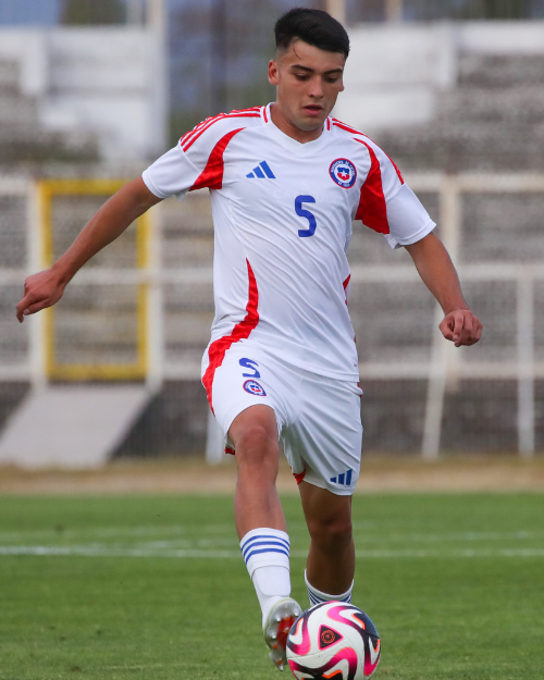 La emotiva reacción de Ian Garguez al enterarse de su primera nominación a La Roja