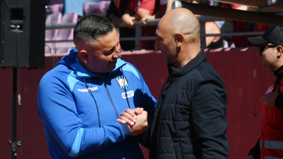 Remezón en el Campeonato Nacional: otro equipo se queda sin entrenador en la recta final