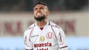 La durísima sanción que sacude a Rodrigo Ureña con Universitario en Perú