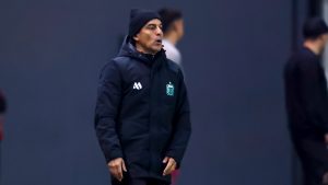 “Los resultados mandan”: Entrenador de la Primera B pone su cargo a disposición