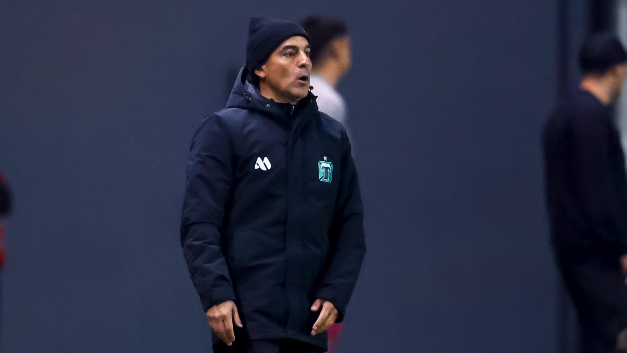 “Los resultados mandan”: Entrenador de la Primera B pone su cargo a disposición