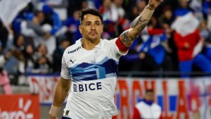 U Católica quiere reforzar el ataque: buscarían a figura de equipo chileno