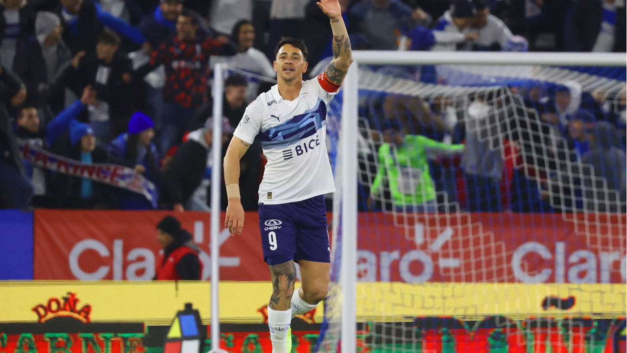 Fernando Zampedri pone la inquietud en U Católica al demorar su renovación en el club