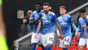 Ben Brereton salvó al Derby con un golazo soñado en Inglaterra